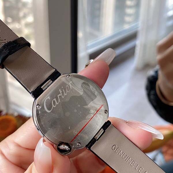仿錶卡地亞—-塞納河畔 左岸咖啡 告白氣球Cartier新款告白氣球