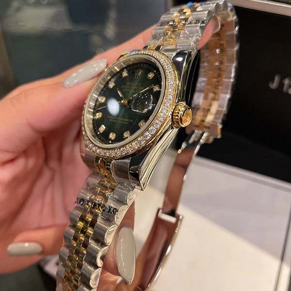 精仿手表勞力士 日誌系列經典女款316精鋼表殼搭配施華洛世奇水晶鑽石