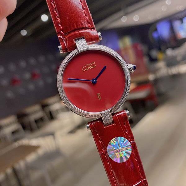 高仿腕表Cartier卡地亞鑽圈圓盤中古腕表