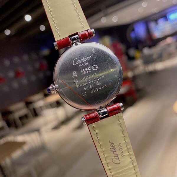 高仿腕表Cartier卡地亞鑽圈圓盤中古腕表