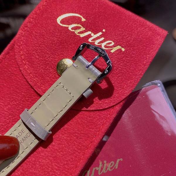 一比一高仿手表Cartier卡地亞鑽圈圓盤中古腕表