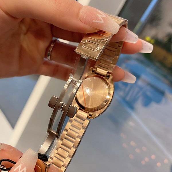 信譽品質第一Gucci 古馳GG2570系列YA142504腕表 石英機