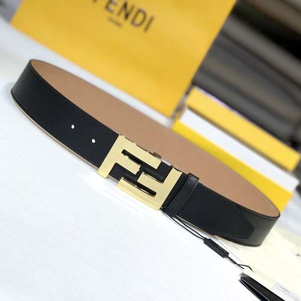 a貨fendi 寬皮帶進口黑色小牛皮