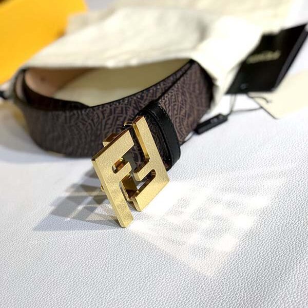 高仿新款fendi 原版鉚釘扣皮帶