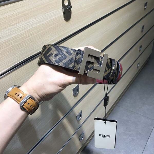 原單新款fendi鉚釘扣腰帶