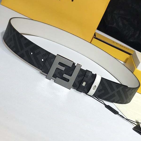 高仿精品 新款fendi鉚釘扣皮帶