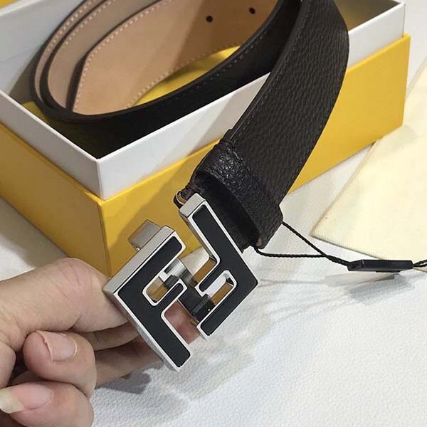高仿fendi 進口原版樹糕沙底配製小牛皮