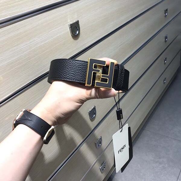 1：1 fendi寬皮帶 樹糕沙底 小牛皮