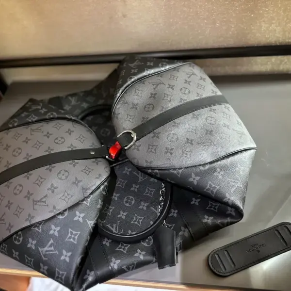 Lv旅行新品袋頂級高仿2023 男女通用款✅ 大容量尺寸50cm 出差出遊不可缺哦！