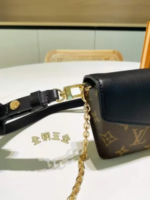 LV高仿 PADLOCK ON STRAP老花拼色手機包手提單肩斜挎包眼鏡盒腋下包尺寸