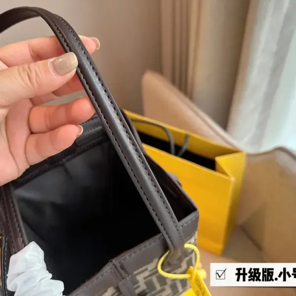 芬迪高仿家新品摺紙 購物袋高仿2023