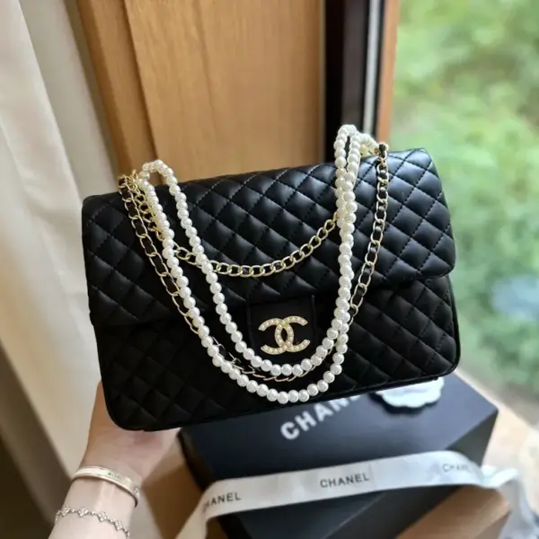 chanel香奈兒高仿頂級版本 2023年可可王國瑪瑙系列2020開啟新紀元的Chanel香奈兒開啟了經典款CF各尺寸的花樣年華