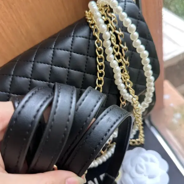 chanel香奈兒高仿頂級版本 2023年可可王國瑪瑙系列2020開啟新紀元的Chanel香奈兒開啟了經典款CF各尺寸的花樣年華