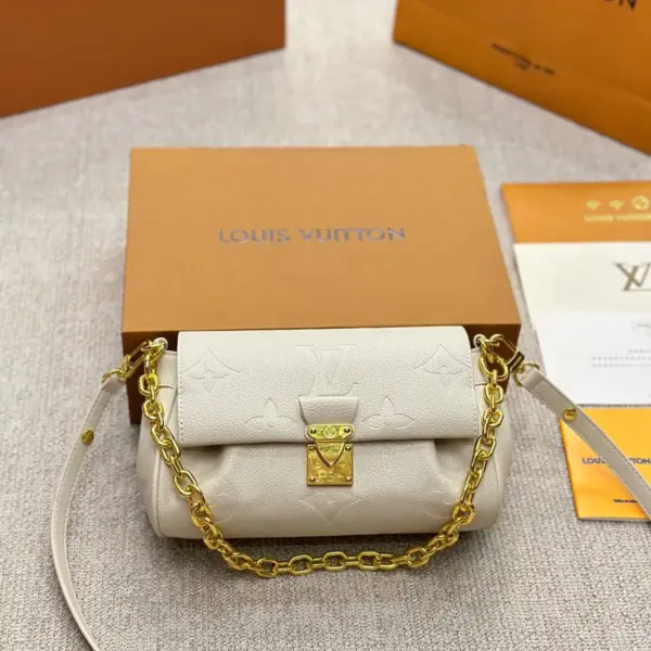 lv高仿LOUIS VUITTON Favorite 餃子包高仿頂級原單 非常低調耐看 全皮質感滿滿 多種背法 可鹽可甜 尺寸23 14cm