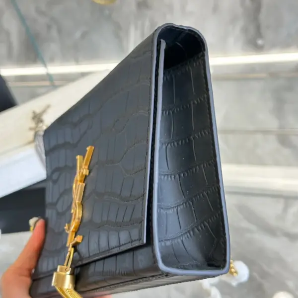 YSL高仿流蘇Kate流蘇的版本優雅感鱷魚壓紋黑銀配色