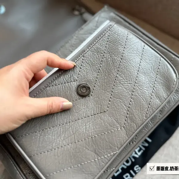 ysl高仿 niki 皮料軟糯質感〰️ 進口牛皮！ 說真的niki真的太適合秋冬！