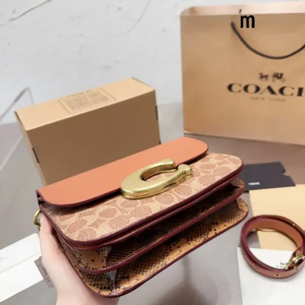 新品蔻馳idol bag鏈條斜背包原單牛皮五金 推薦c扣折疊禮盒🎁尺寸21 24 新品蔻馳idol bag鏈條斜背包原單牛皮五金 推薦c扣折疊禮盒🎁尺寸21