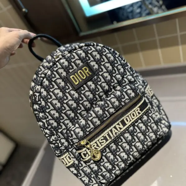 Dior雙肩包 熱賣爆款 原單頂級貨💐早春海外專櫃最新款經典、簡約