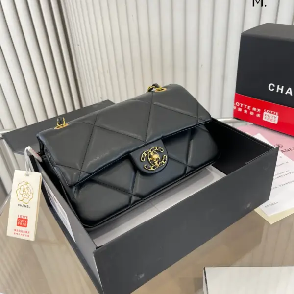 香奈兒 Chanel 大菱格cf包搭配休閒範超吸晴經典百搭的包包優雅大氣 時尚休閒上身絕美 集美必備尺寸25 15