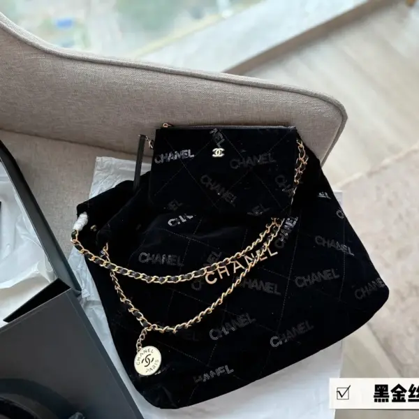 chanel 22bag 黑金絲絨超酷哦！黑絲絨亮片/高級感可以封神啦