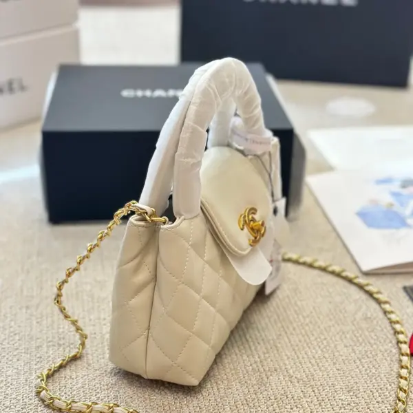 Chanel23k高仿新款本季的“最眼包”Chanel / 香奈兒 23K kelly大號鏈條包小羊皮 顔色集合