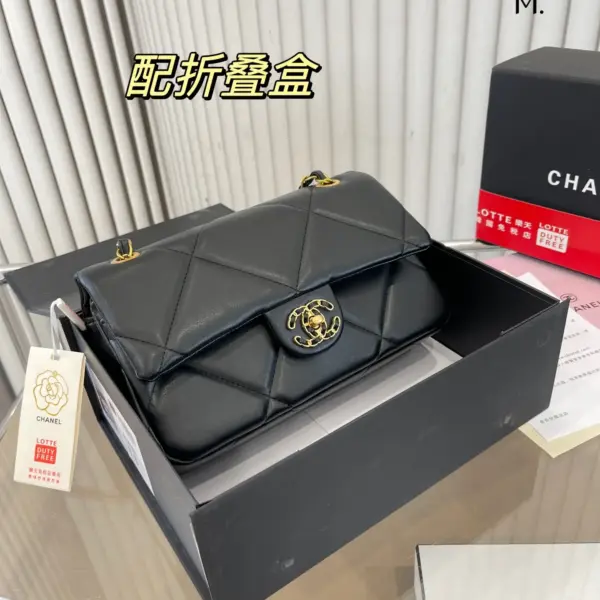 香奈兒 Chanel 大菱格cf包搭配休閒範超吸晴經典百搭的包包優雅大氣 時尚休閒上身絕美 集美必備尺寸25 15