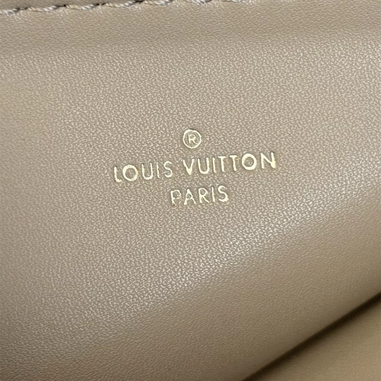 高仿LV Pochette Felicie系列M82609鏈條包，頂級精仿品質 高仿lv