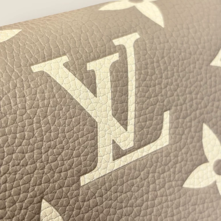 頂級原單高仿LV Pochette Felicie系列M82610鏈條包，精緻復刻品質 頂級原單高仿LV