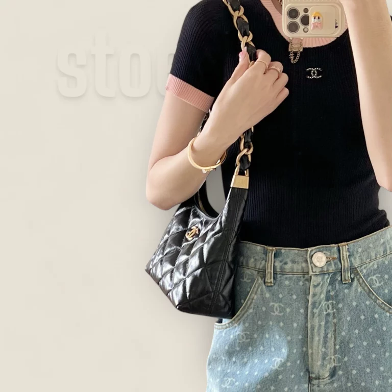 頂級Chanel*24A系列AS4922小羊皮流浪包小號