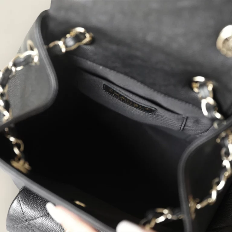Chanel高仿背包23K系列坦克炸藥包黑淡金大號 16 Chanel高仿背包23K系列坦克炸藥包黑淡金大號