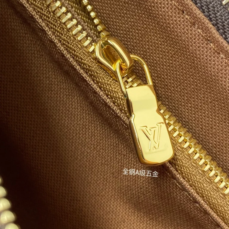 高仿LV*PochetteAccessoires系列M82766免檢版