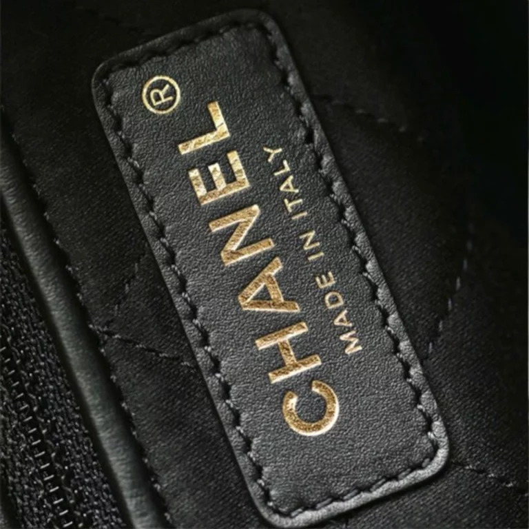 精仿Chanel雙肩背包23P系列黑金 精仿Chanel雙肩背包
