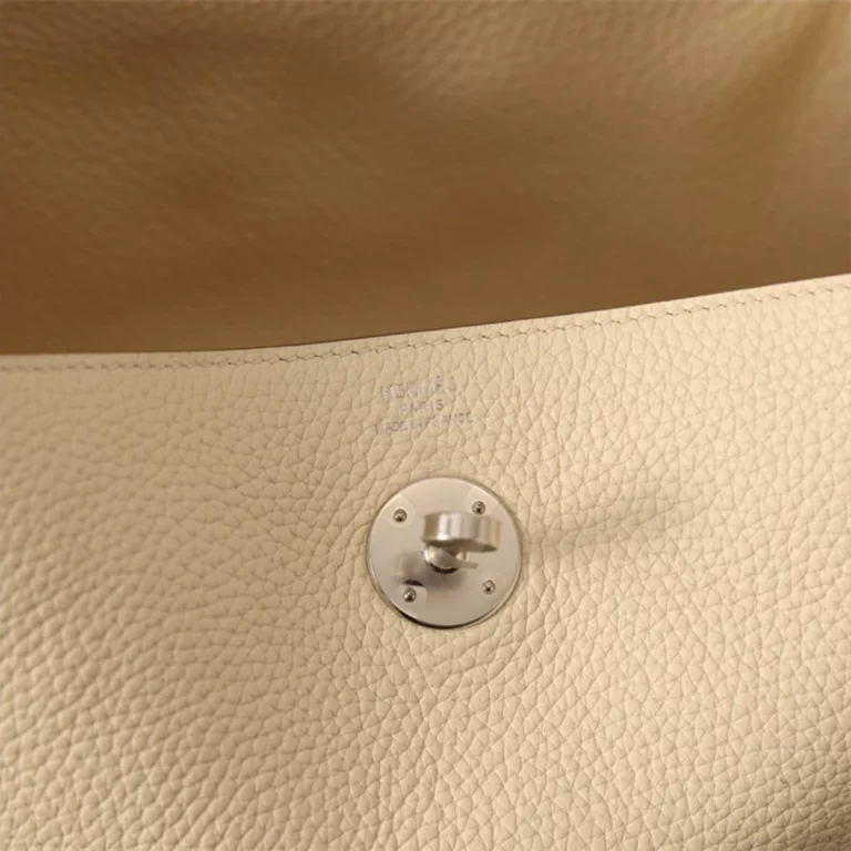高仿愛馬仕Hermes*Lindy26奶昔白銀扣全手工版本