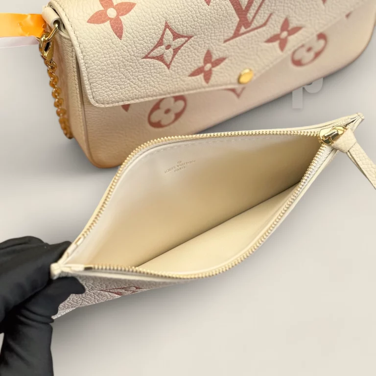 複刻LV Pochette Felicie系列M82047鏈條包,正品級品質 26 複刻LV 複刻LV Pochette Felicie系列M82047鏈條包,正品級品質 複刻LV