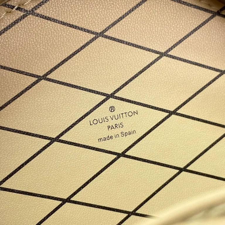 一比一高仿LV Boite Chapeau 系列 M44699 手袋 - 正品級別複刻，頂級品質