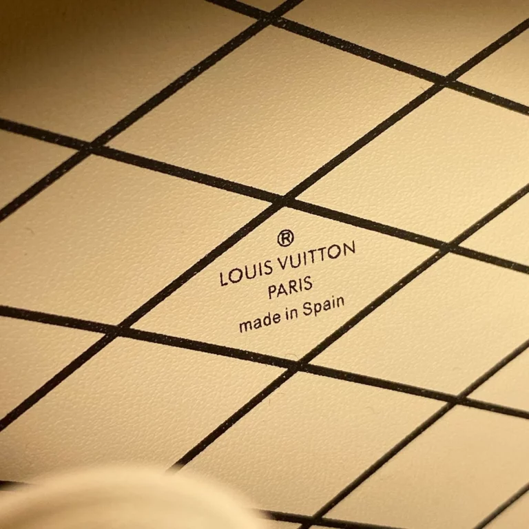 高品質仿製 LV Boite Chapeau 系列 M68276