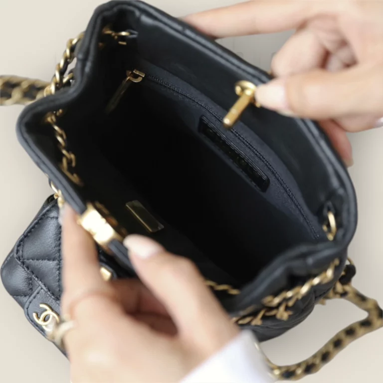 高仿Chanel子母背包23A系列小牛皮 高仿Chanel子母背包