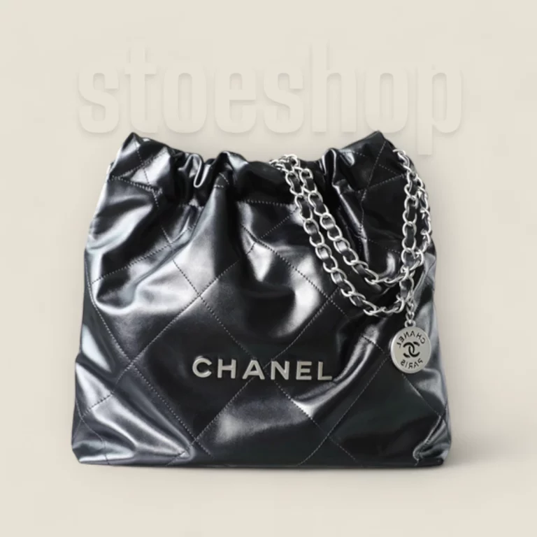 高仿官網同款Chanel 22Bag黑銀小號購物袋，頂級復刻版完美再現