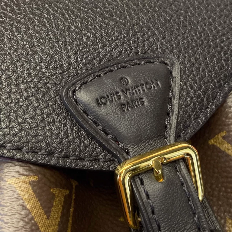 高仿LV MontsourisBB系列雙肩包 - M45516復刻版，經典設計 高仿LV