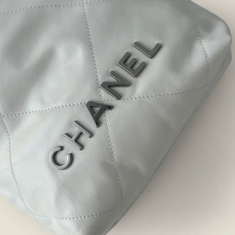超A高仿Chanel 23S系列白色小牛皮Mini購物袋精品版