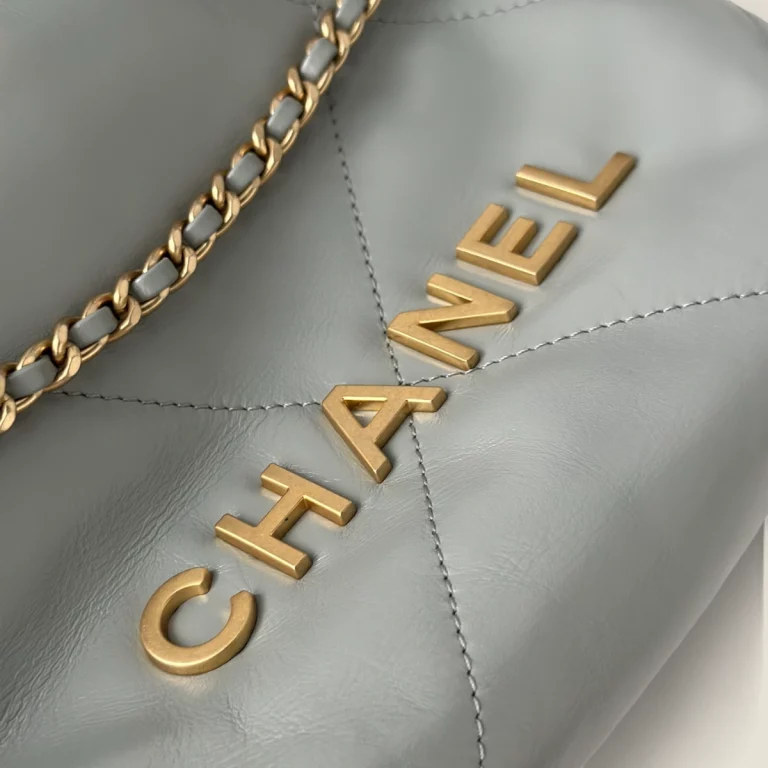 高仿Chanel 23S系列霧霾藍Mini購物袋金扣超A精仿款