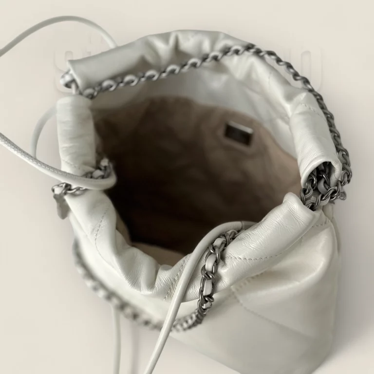 超A高仿Chanel 23S系列白色小牛皮Mini購物袋精品版