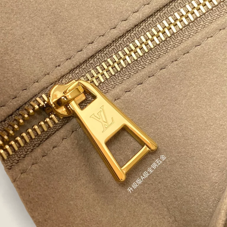 精仿奢侈品LV Onthego系列 - Louis Vuitton M45494 經典購物包 奢侈品LV