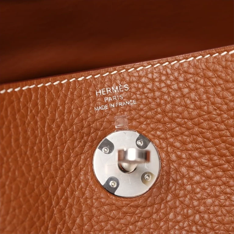 高仿台灣愛馬仕Hermes*Lindy26金棕色銀扣全手工版本 29 高仿台灣愛馬仕Hermes*Lindy26金棕色銀扣全手工版本