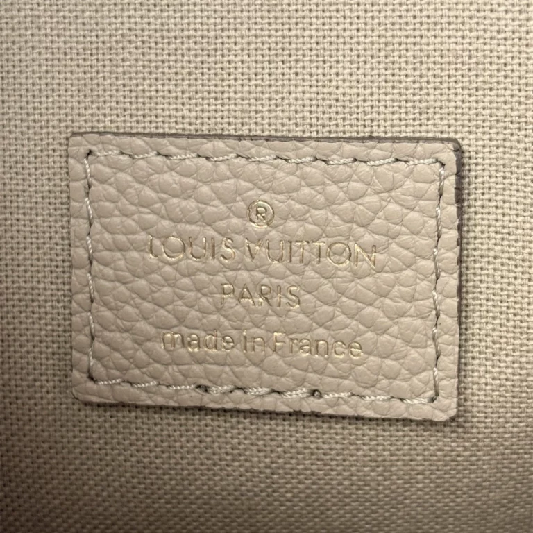 頂級原單高仿LV Pochette Felicie系列M82610鏈條包，精緻復刻品質 頂級原單高仿LV