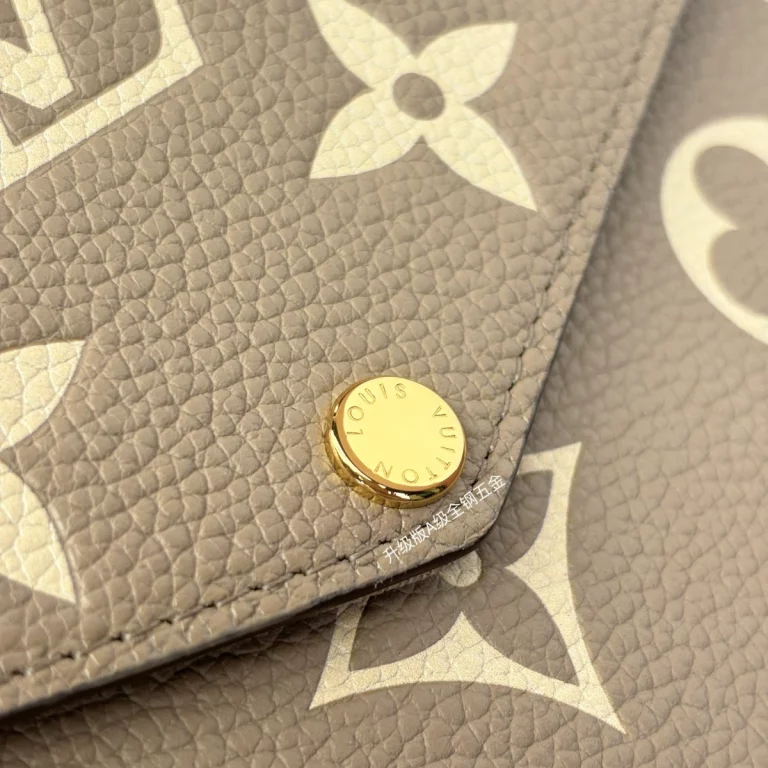 頂級原單高仿LV Pochette Felicie系列M82610鏈條包，精緻復刻品質 頂級原單高仿LV