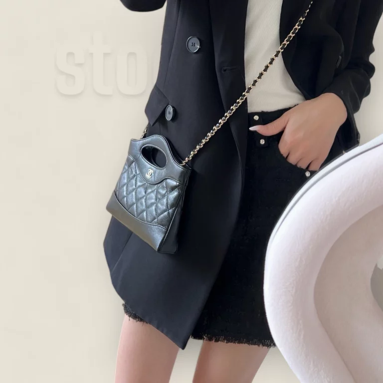 頂級高仿香奈兒24S春夏系列AP3656|黑色單肩包奢華款
