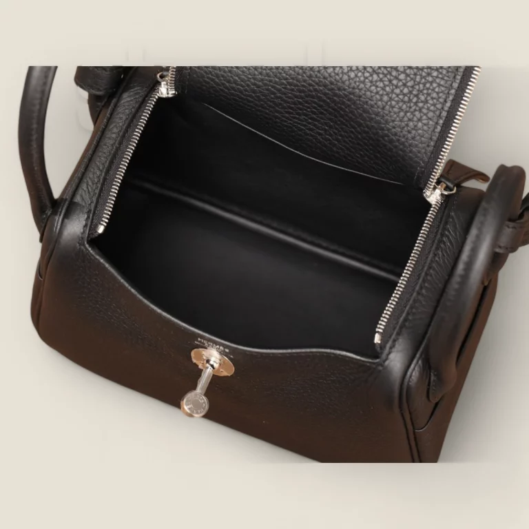 頂級高仿愛馬仕Hermes Lindy mini 19單肩包原廠皮革黑色銀扣 24 頂級高仿愛馬仕Hermes Lindy mini 19單肩包原廠皮革黑色銀扣