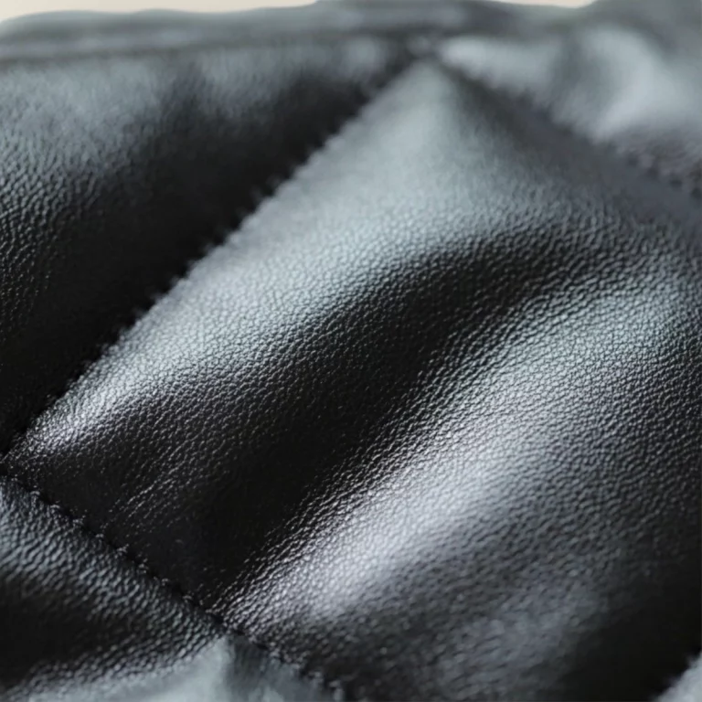 Chanel購物袋Bag19系列黑色小羊皮高端仿真版，頂級品質打造 Chanel購物袋