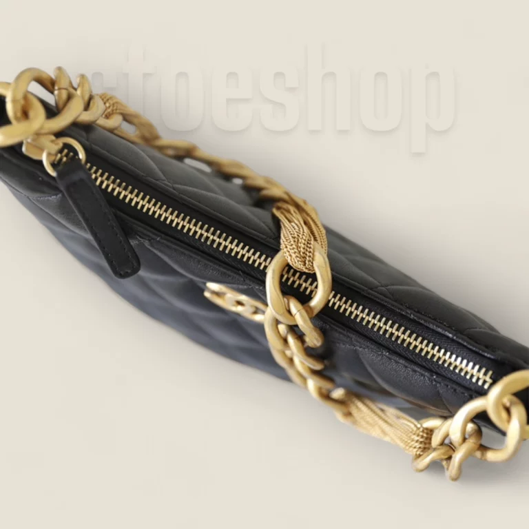 Chanel高仿奢侈品腋下包23aHobo系列黑金 15 Chanel高仿 Chanel高仿奢侈品腋下包23aHobo系列黑金 Chanel高仿